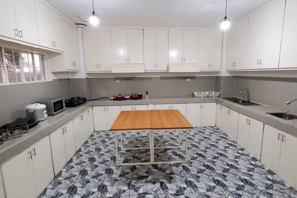 Country Home In Silang Tagaytay المظهر الخارجي الصورة